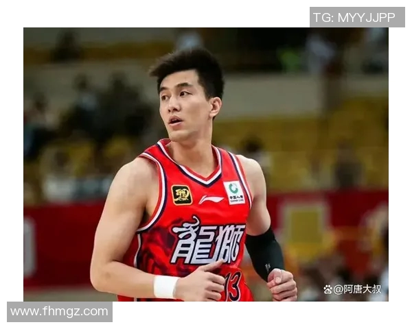 广州龙狮队迎战奇才队展现篮球激情与团队精神的巅峰对决 广州龙狮队迎战奇才队展现篮球激情与团队精神的巅峰对决