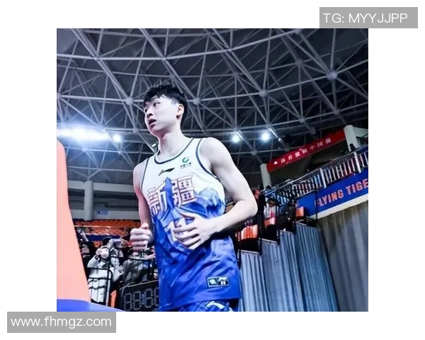 齐麟的崛起与挑战：探索年轻球员在职业篮球中的发展之路